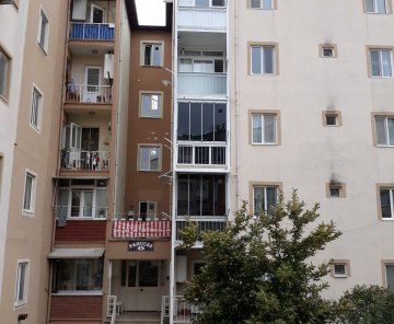 GÖÇMEN KONUTLARI 
