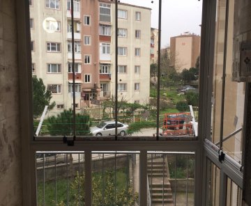 GÖÇMEN KONUTLARI 